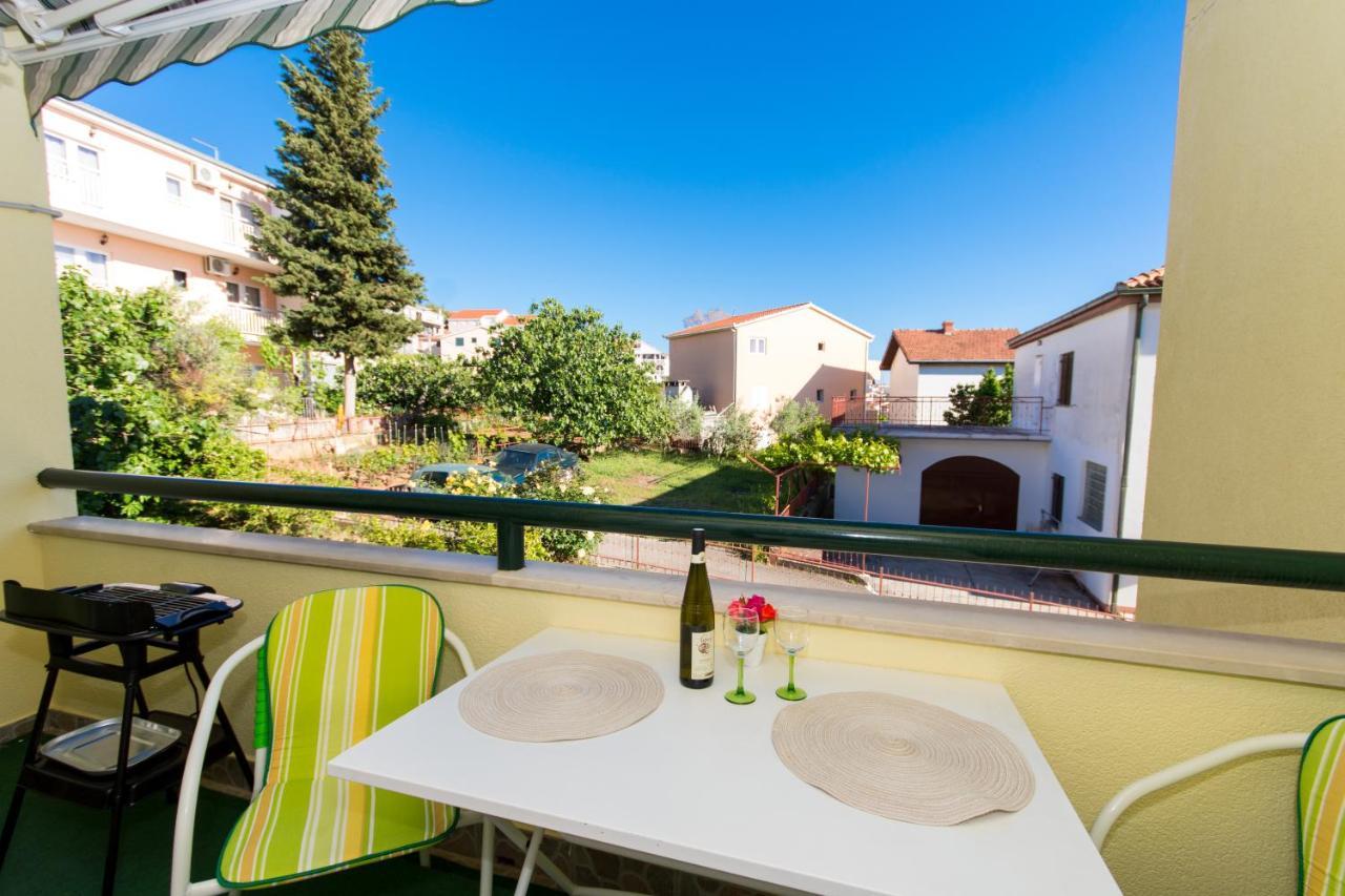 Apartments Katic Trogir Extérieur photo
